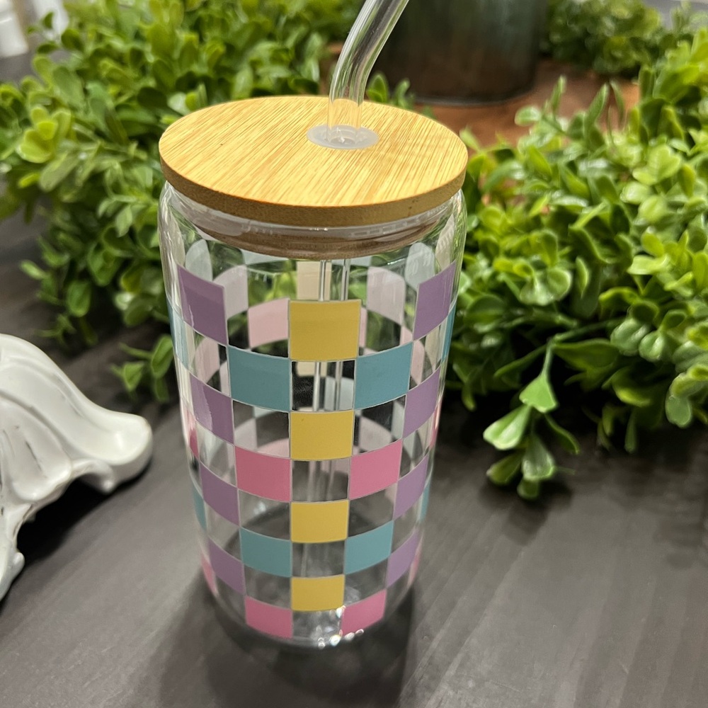 Checkered Glass Tumbler with Bamboo Lid
